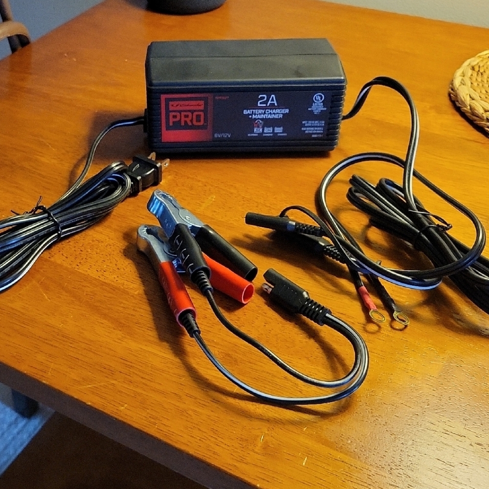 Schumacher PRO Black and Red Battery Charger